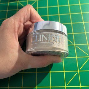 Clinique Invisible Blend Powder